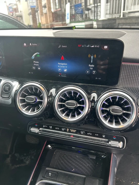 2022 Mercedes-Benz EQB - Image 7 of 17