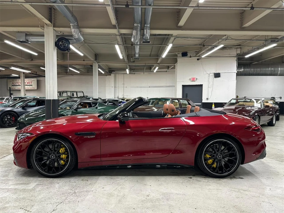 2022 Mercedes-Benz R232 SL 43 AMG - Image 13 of 31