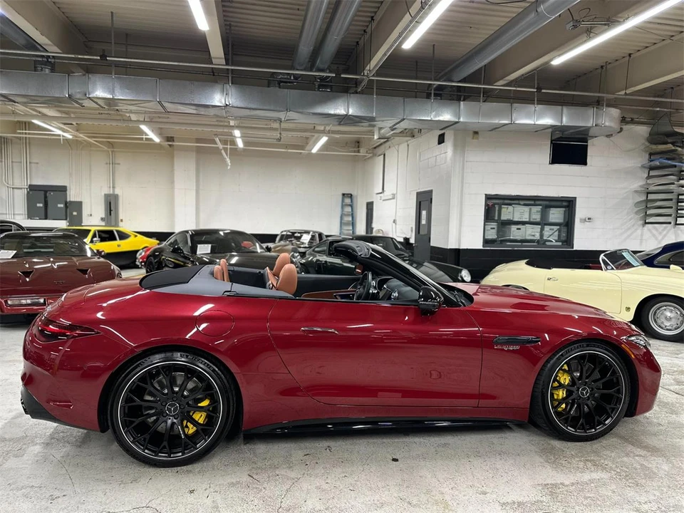 2022 Mercedes-Benz R232 SL 43 AMG - Image 15 of 31