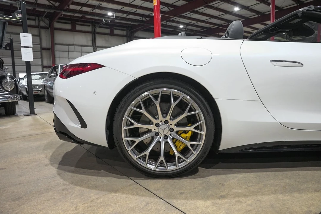 2022 Mercedes-Benz SLS AMG - Image 9 of 31