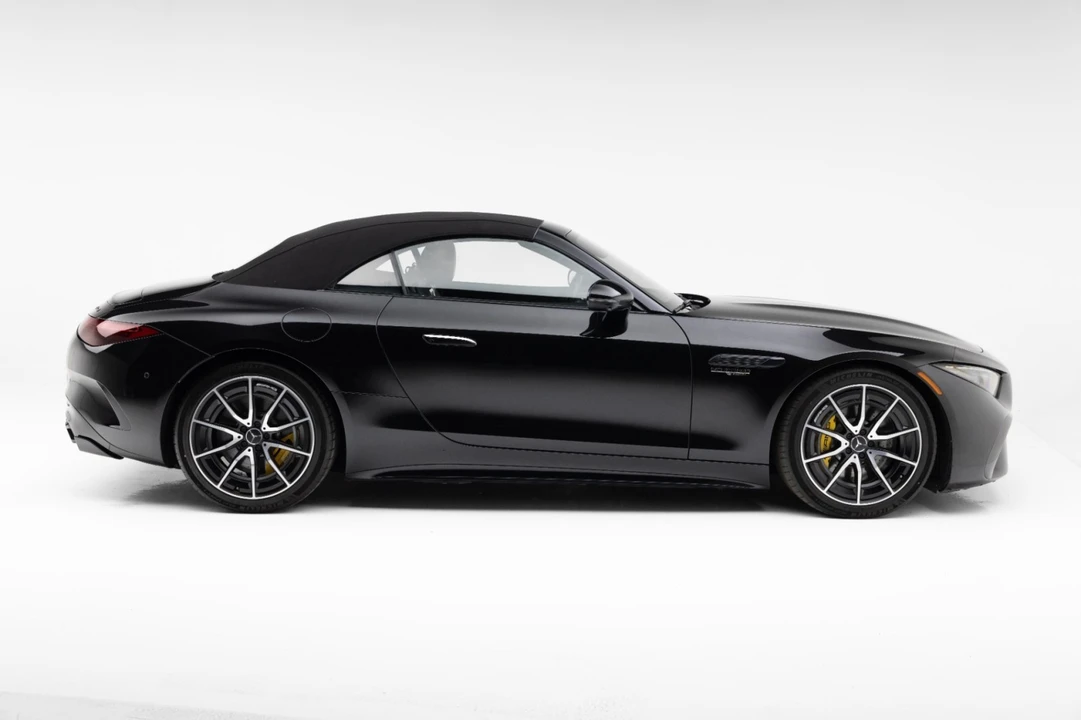 2022 Mercedes-Benz SLS AMG - Image 31 of 31