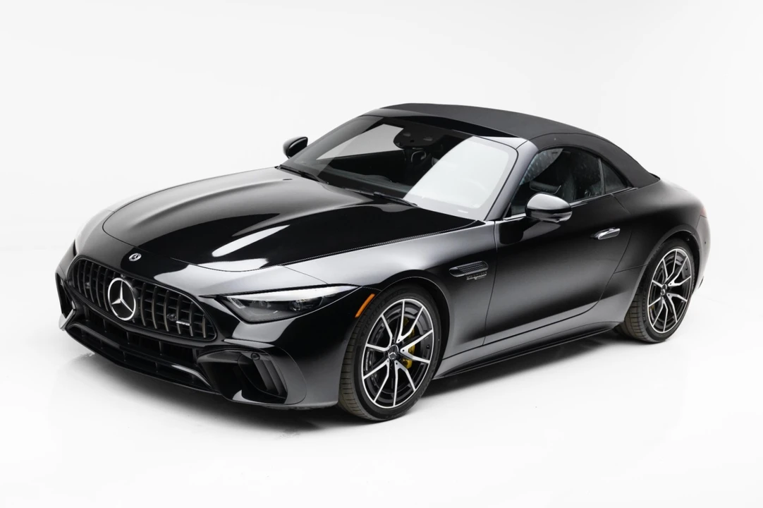2022 Mercedes-Benz SLS AMG - Image 17 of 31