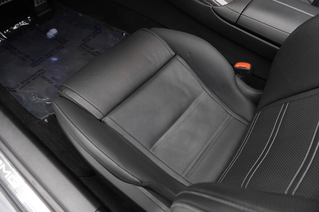 2022 Mercedes-Benz SLS AMG - Image 28 of 31