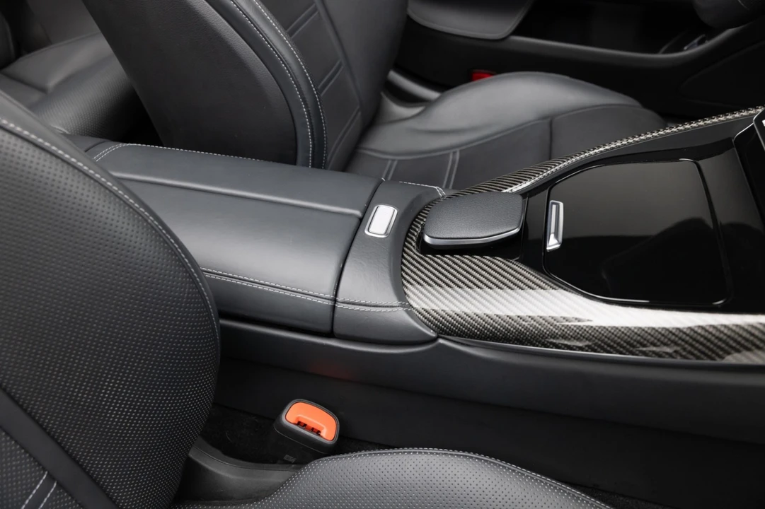 2022 Mercedes-Benz SLS AMG - Image 18 of 31