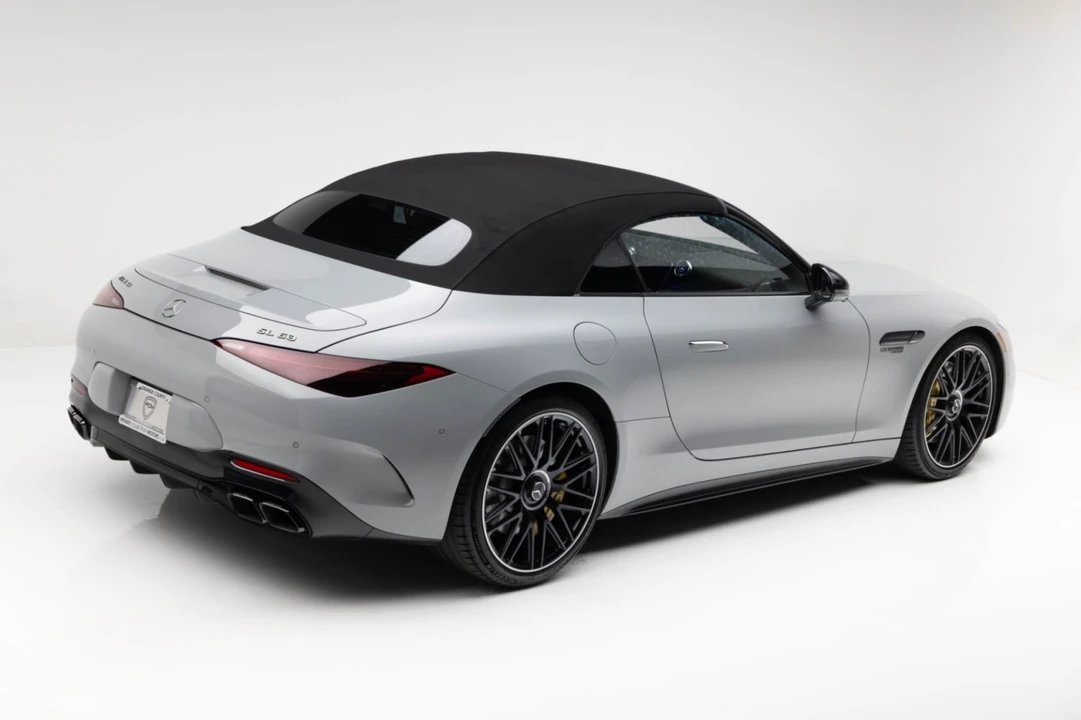 2022 Mercedes-Benz SLS AMG - Image 19 of 31