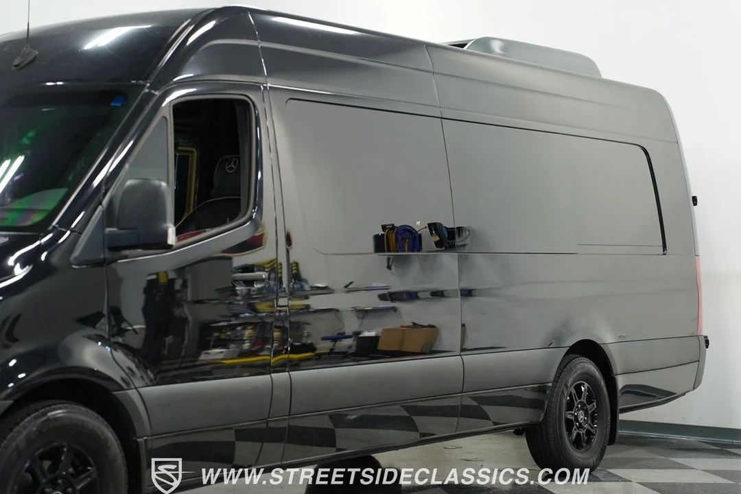 2022 Mercedes-Benz VS30 Sprinter - Image 20 of 21