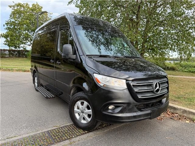 2022 Mercedes-Benz VS30 Sprinter - Image 2 of 21