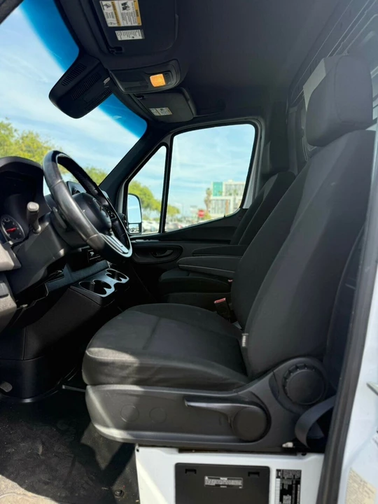 2022 Mercedes-Benz VS30 Sprinter - Image 7 of 27