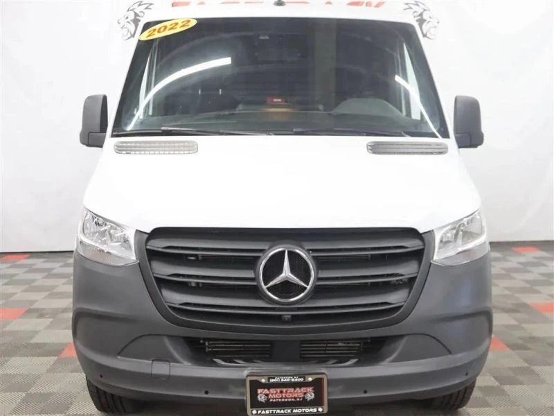 2022 Mercedes-Benz VS30 Sprinter - Image 2 of 12