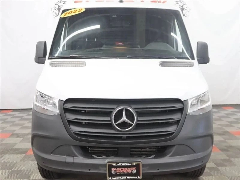 2022 Mercedes-Benz VS30 Sprinter - Image 2 of 12