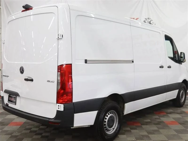 2022 Mercedes-Benz VS30 Sprinter - Image 6 of 12