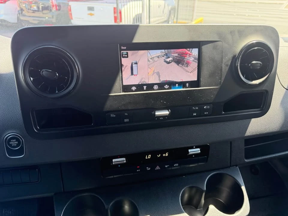 2022 Mercedes-Benz VS30 Sprinter - Image 10 of 11