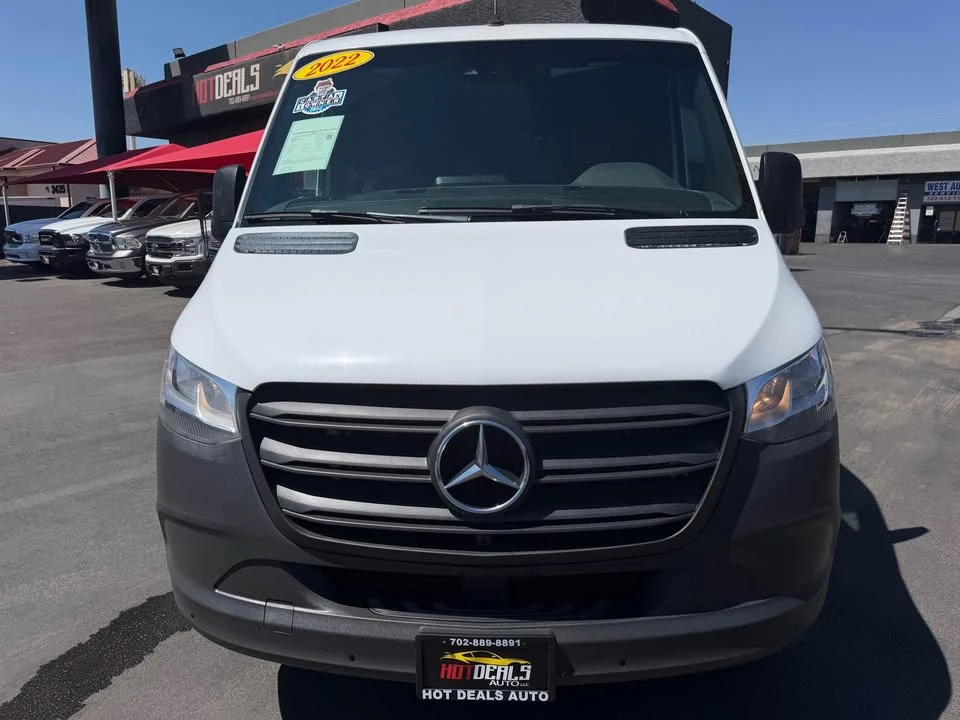 2022 Mercedes-Benz VS30 Sprinter - Image 2 of 11