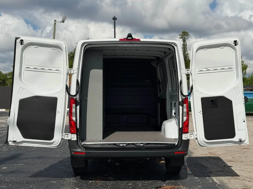 2022 Mercedes-Benz VS30 Sprinter - Image 5 of 20
