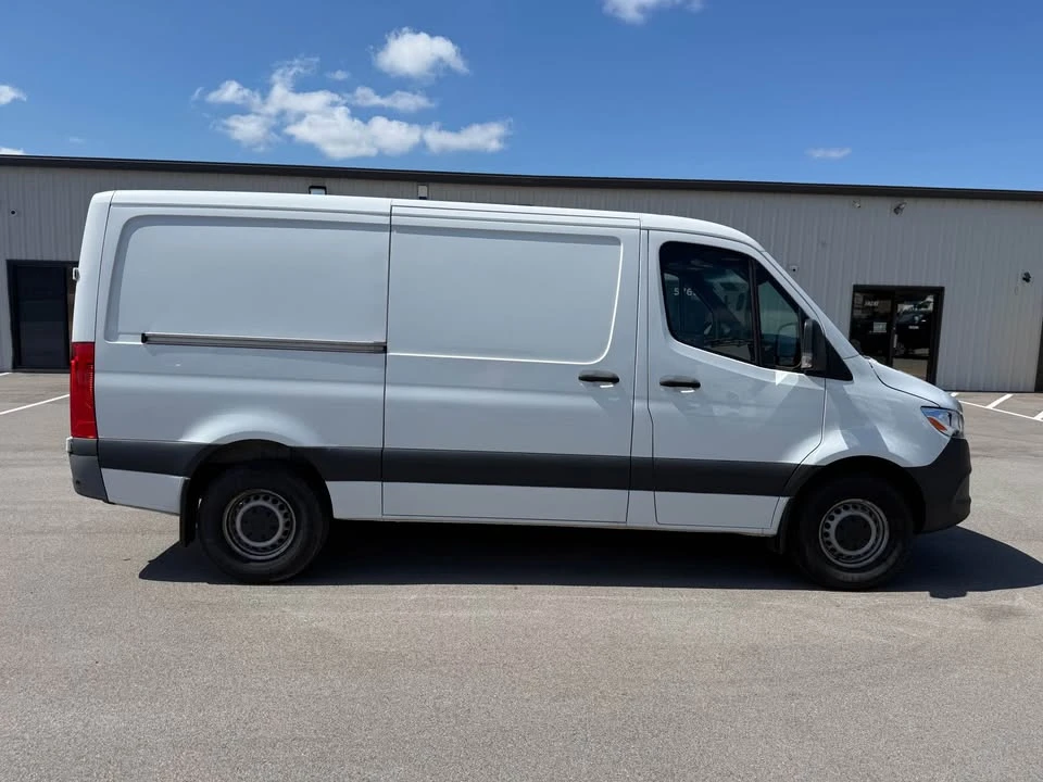 2022 Mercedes-Benz VS30 Sprinter - Image 7 of 18