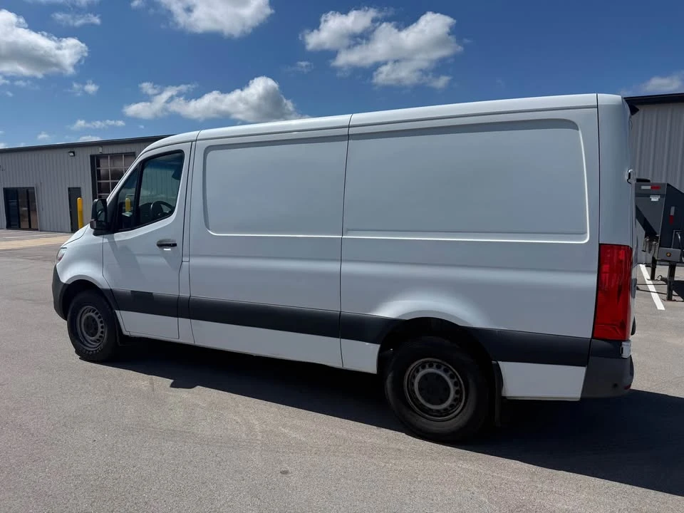 2022 Mercedes-Benz VS30 Sprinter - Image 4 of 18