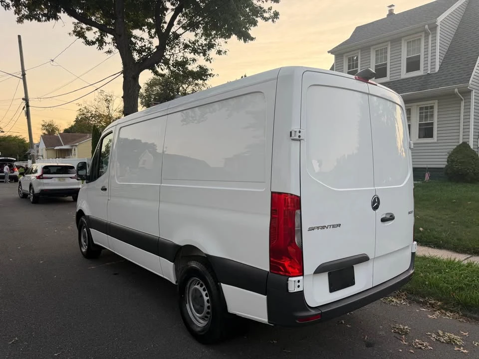 2022 Mercedes-Benz VS30 Sprinter - Image 8 of 19