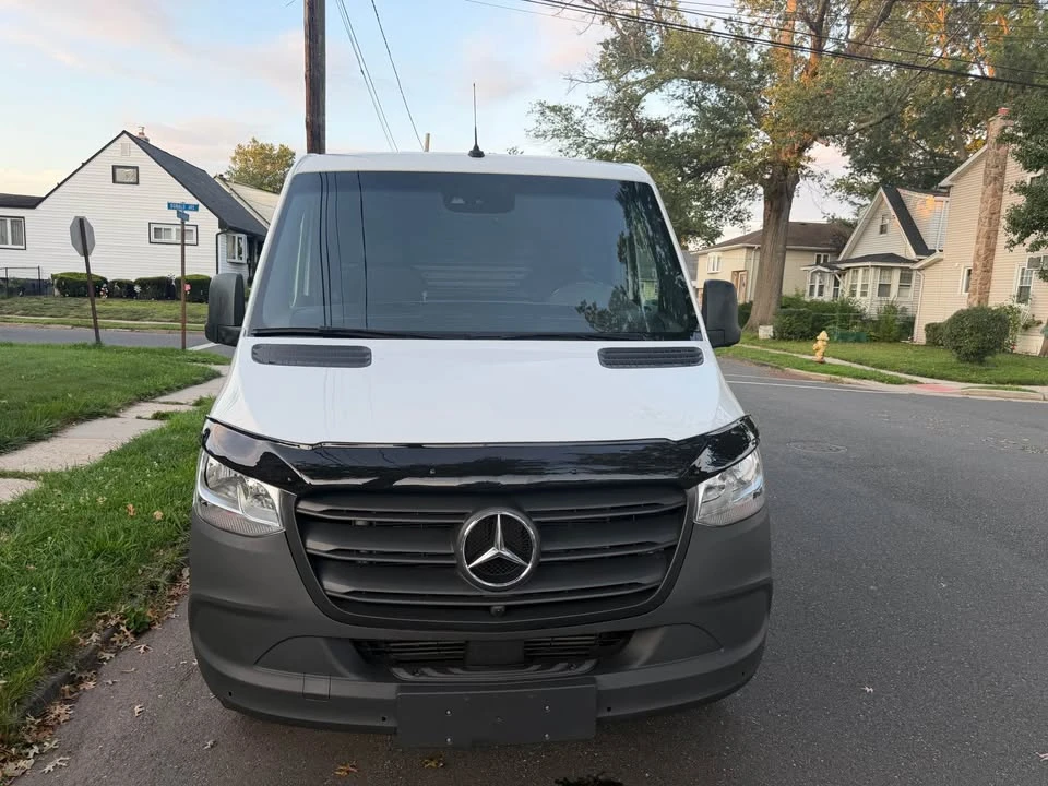 2022 Mercedes-Benz VS30 Sprinter - Image 2 of 19