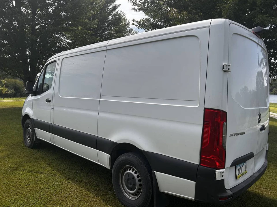 2022 Mercedes-Benz VS30 Sprinter - Image 4 of 11