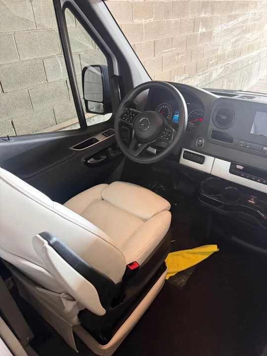 2022 Mercedes-Benz VS30 Sprinter - Image 3 of 11