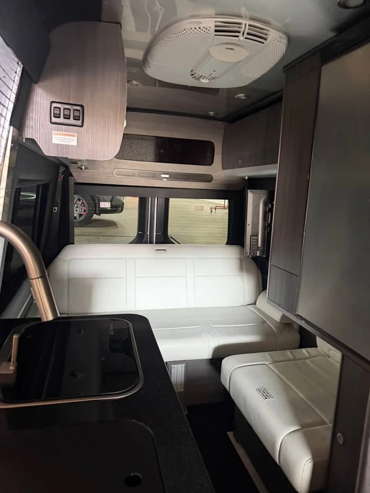 2022 Mercedes-Benz VS30 Sprinter - Image 8 of 11