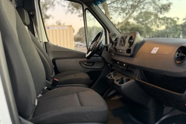 2022 Mercedes-Benz VS30 Sprinter - Image 4 of 7
