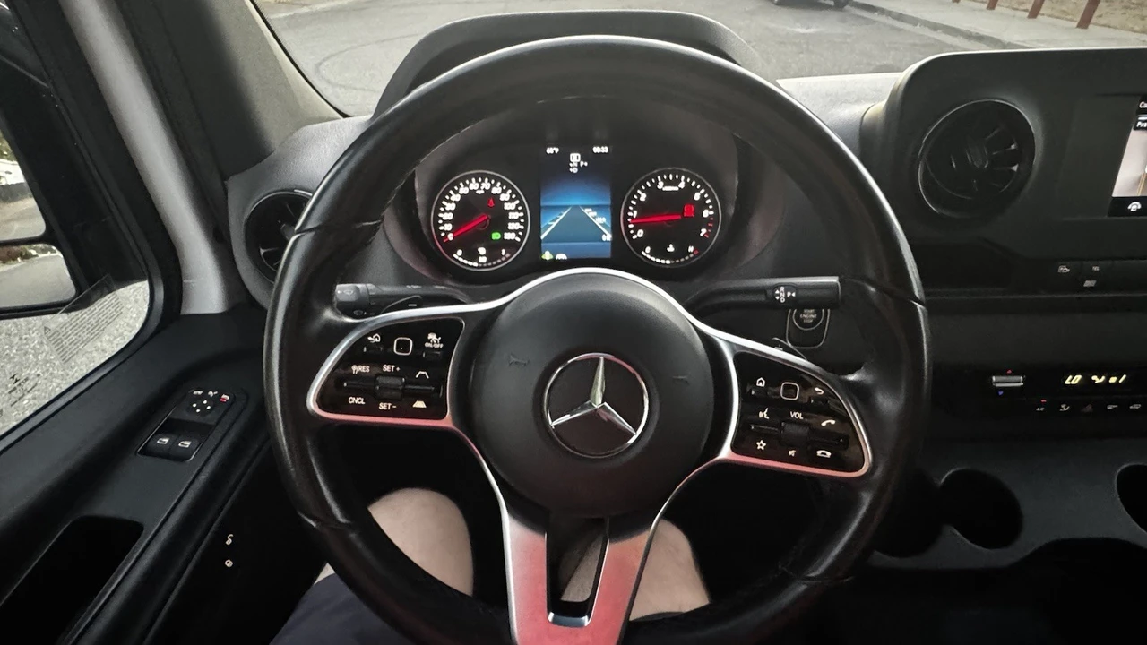 2022 Mercedes-Benz VS30 Sprinter - Image 12 of 13