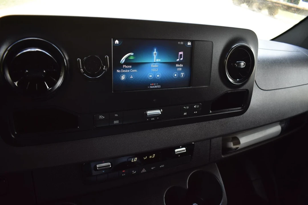 2022 Mercedes-Benz VS30 Sprinter - Image 13 of 21
