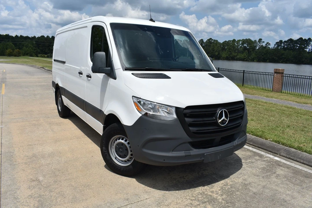 2022 Mercedes-Benz VS30 Sprinter - Image 2 of 21