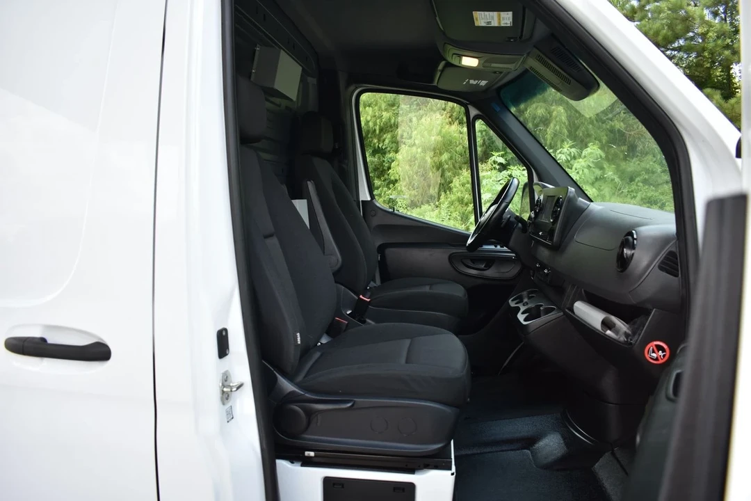 2022 Mercedes-Benz VS30 Sprinter - Image 16 of 21