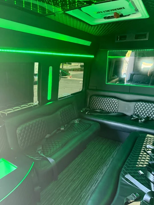 2022 Mercedes-Benz VS30 Sprinter - Image 6 of 13