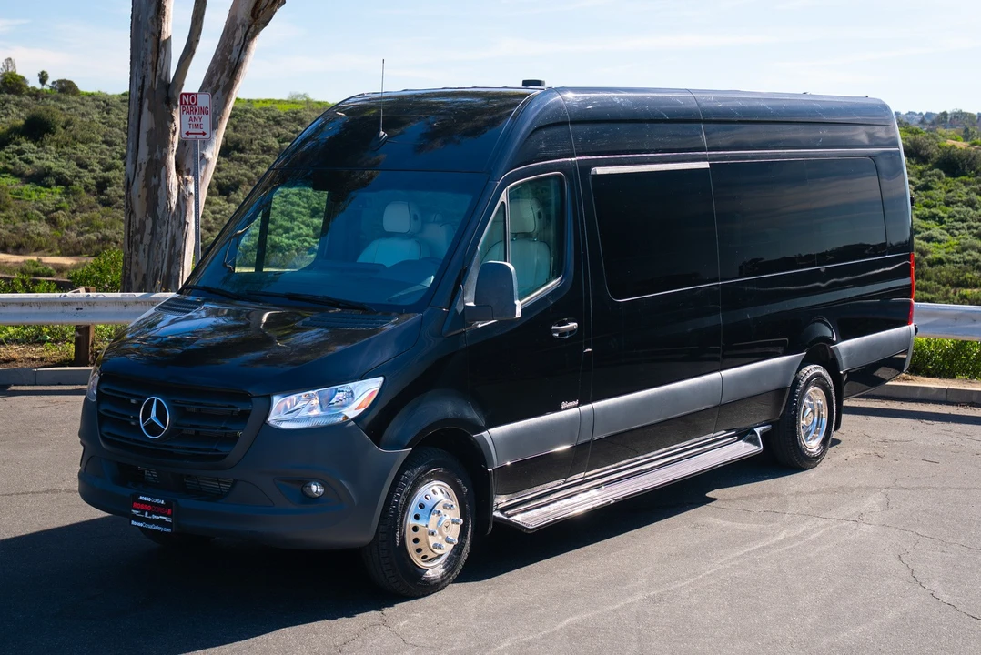 2022 Mercedes-Benz VS30 Sprinter - Image 4 of 21