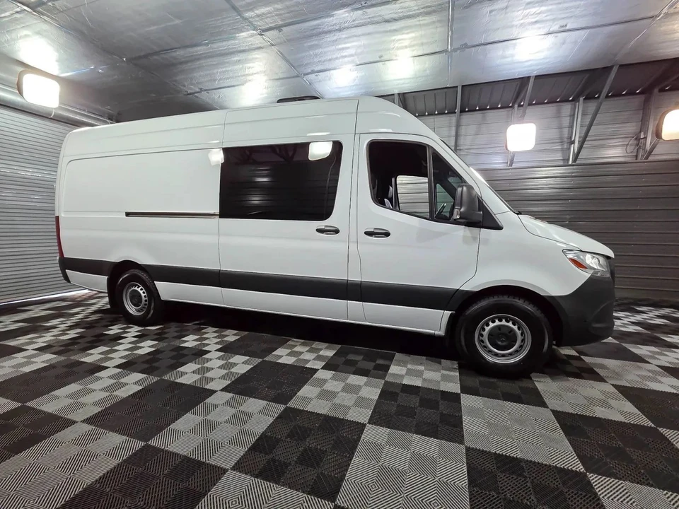 2022 Mercedes-Benz VS30 Sprinter - Image 9 of 12