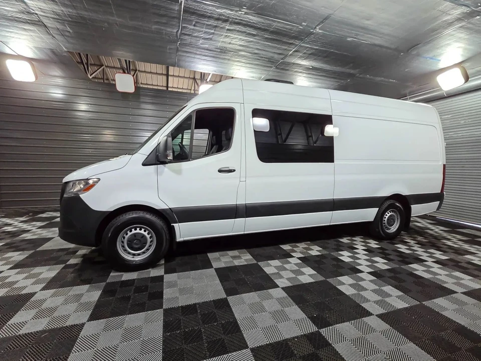 2022 Mercedes-Benz VS30 Sprinter - Image 8 of 12