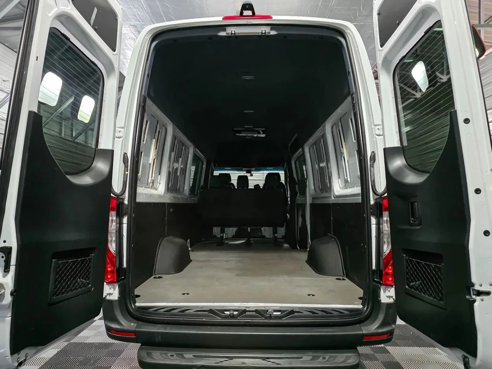 2022 Mercedes-Benz VS30 Sprinter - Image 10 of 12