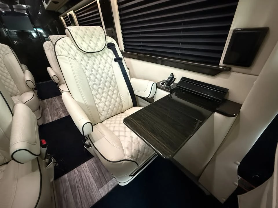 2022 Mercedes-Benz VS30 Sprinter - Image 11 of 15
