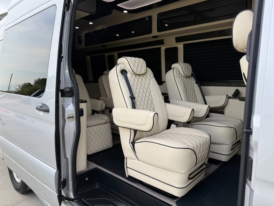 2022 Mercedes-Benz VS30 Sprinter - Image 11 of 19