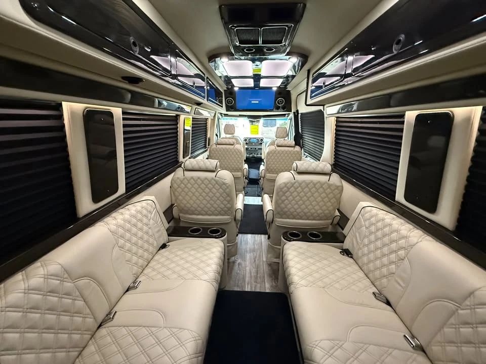 2022 Mercedes-Benz VS30 Sprinter - Image 17 of 19