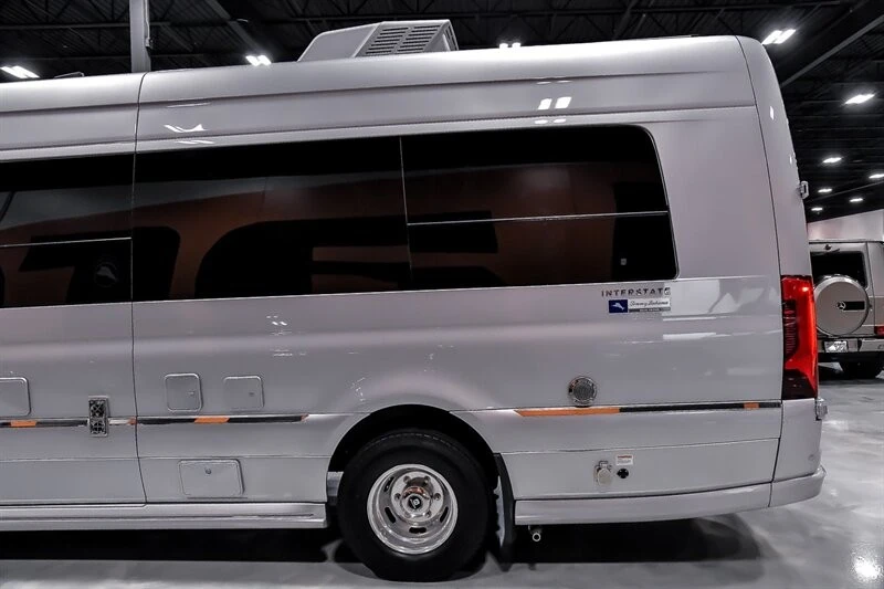 2022 Mercedes-Benz VS30 Sprinter - Image 9 of 21