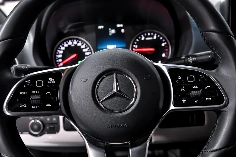 2022 Mercedes-Benz VS30 Sprinter - Image 18 of 21
