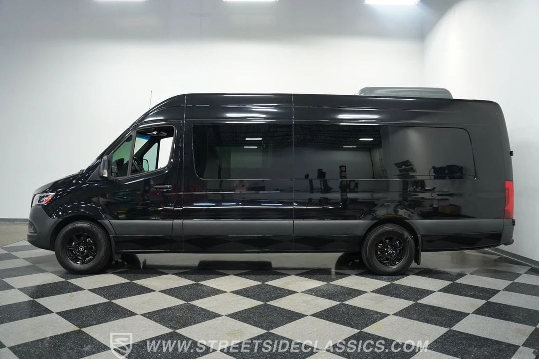 2022 Mercedes-Benz VS30 Sprinter - Image 3 of 21