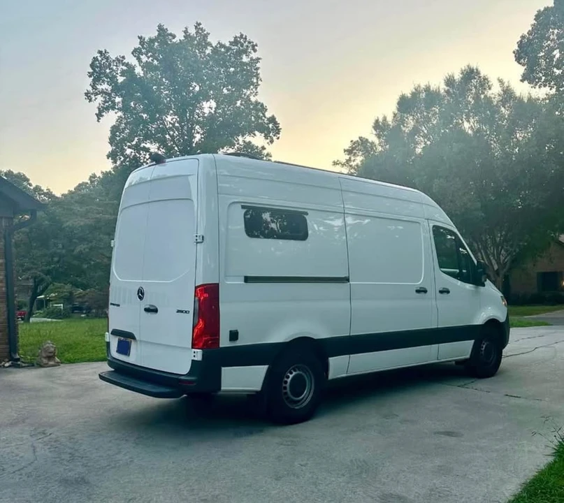 2022 Mercedes-Benz VS30 Sprinter - Image 8 of 13