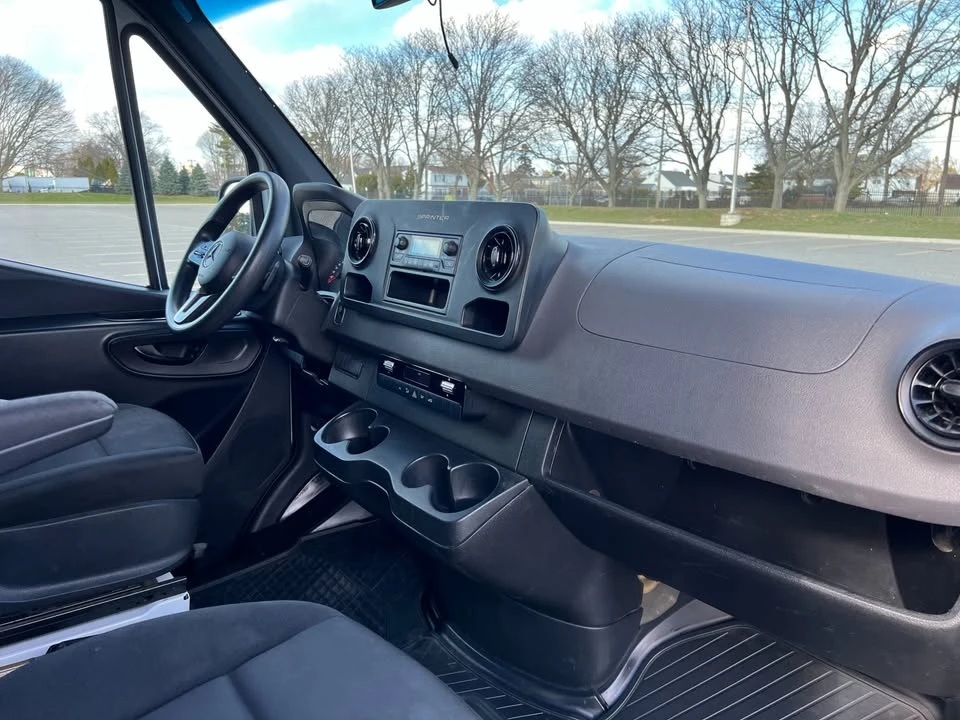 2022 Mercedes-Benz VS30 Sprinter - Image 15 of 19