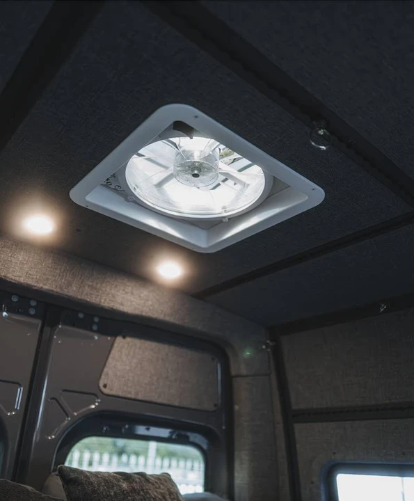 2022 Mercedes-Benz VS30 Sprinter - Image 9 of 22