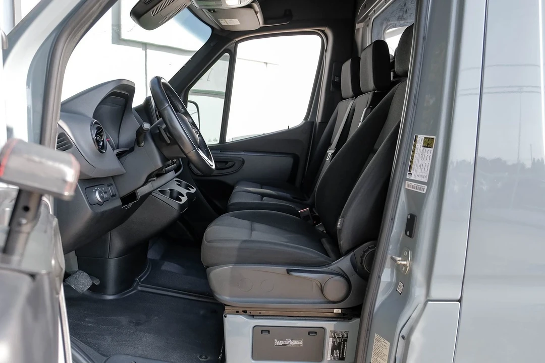 2022 Mercedes-Benz VS30 Sprinter - Image 5 of 21