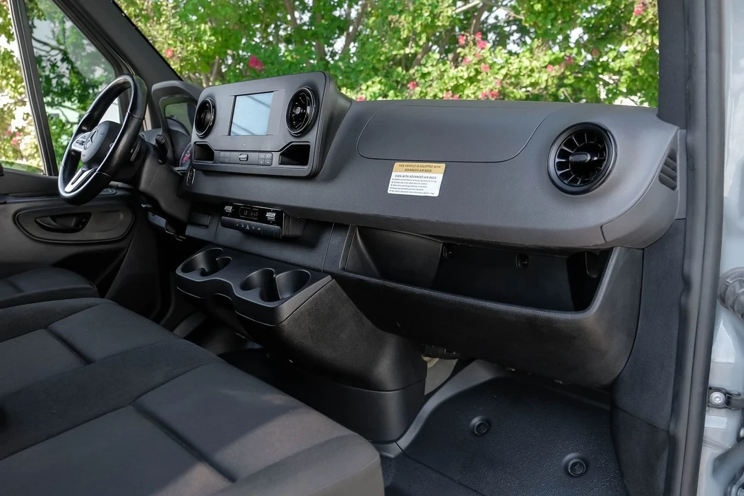 2022 Mercedes-Benz VS30 Sprinter - Image 15 of 21