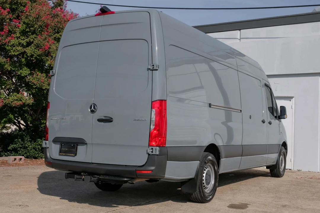 2022 Mercedes-Benz VS30 Sprinter - Image 10 of 21