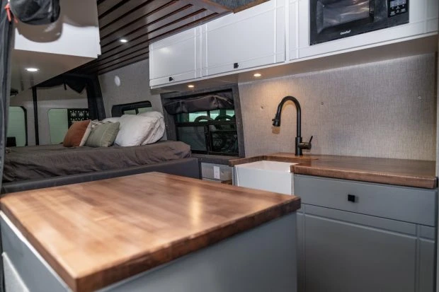 2022 Mercedes-Benz VS30 Sprinter - Image 6 of 10