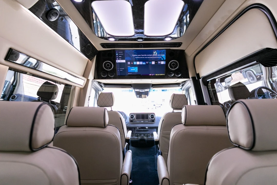 2022 Mercedes-Benz VS30 Sprinter - Image 7 of 9