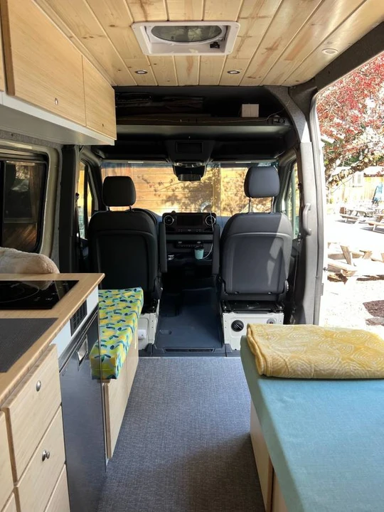 2022 Mercedes-Benz VS30 Sprinter - Image 5 of 14